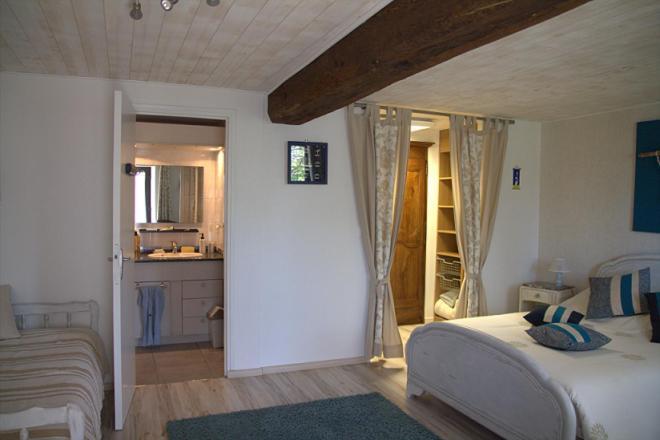 Chambre D Hote La Roussiere Saint-Ouen-Des-Toits Exterior foto